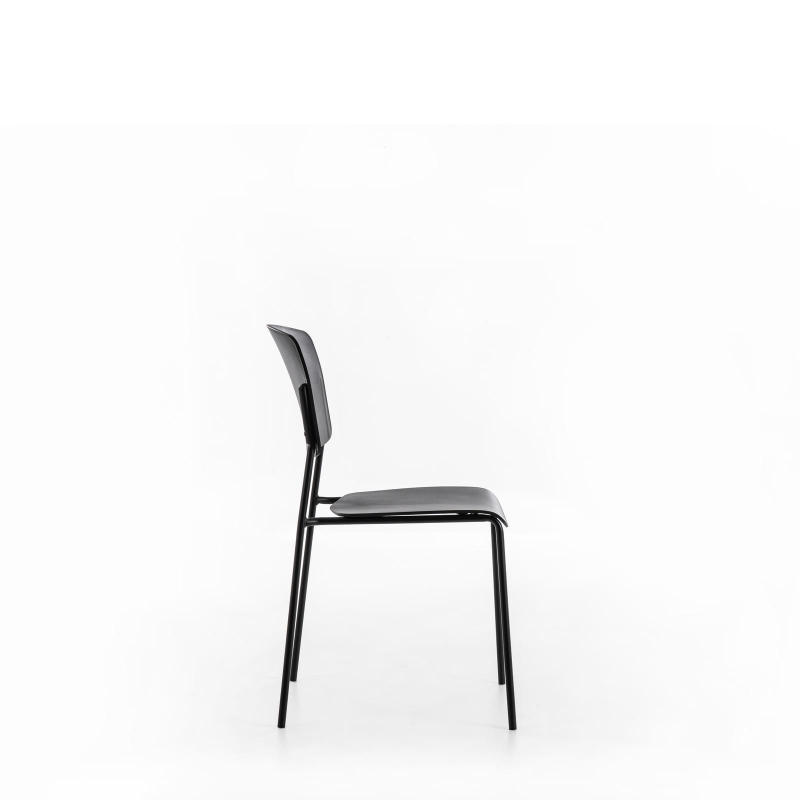 E-STYLO Set di 4 sedie in polipropilene nero e gambe in metallo nero, 52cm X 52cm H.79cm