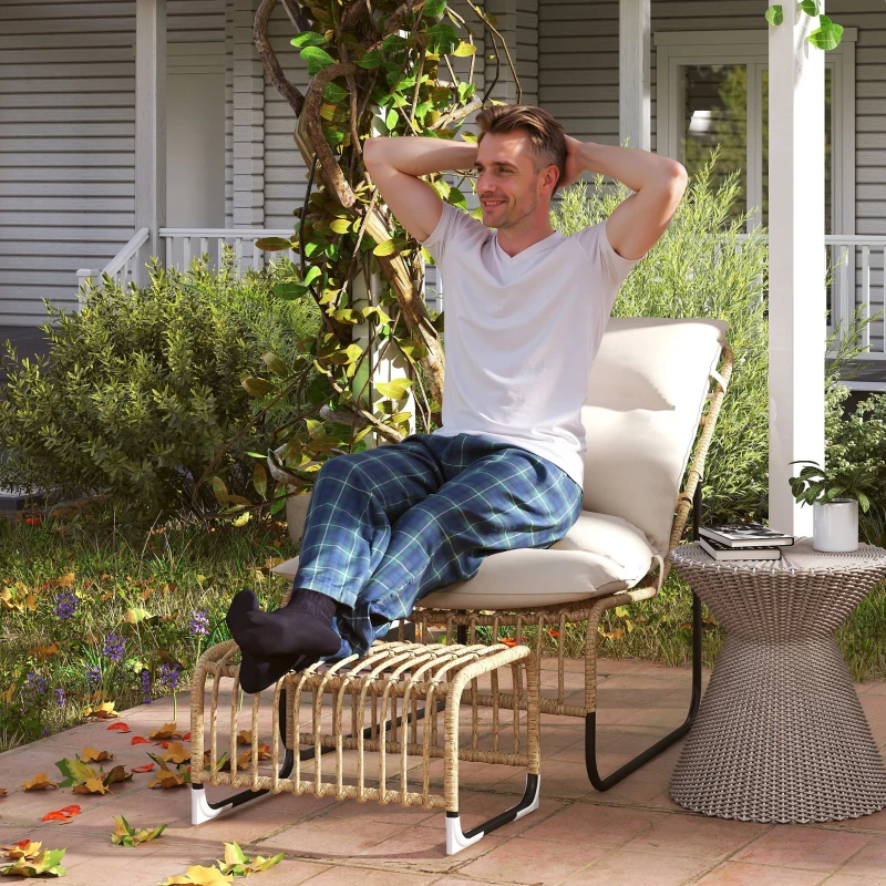 Outsunny Rattanowy Fotel Relaksacyjny z Podnóżkiem Odporny na UV, z Poduszką, 65 x 93 x 80 cm, Kolor Drewna Naturalnego