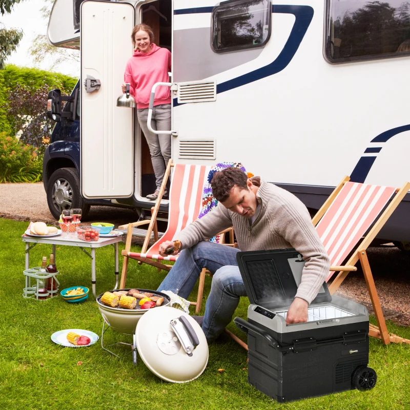 Outsunny Nevera Compresor Portátil 60L Nevera Portátil Eléctrica para Coche Congelador CC 12V/24V hasta -20℃ con Pantalla LED Táctil Asa Retráctil Ruedas para Camping Viajes 71,1x46x57,1 cm Negro