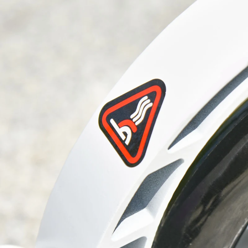 HOMCOM Trotinete dobrável altura ajustável e guiador para adultos e crianças acima de 14 anos com rodas grandes e freio Carga 100kg branco