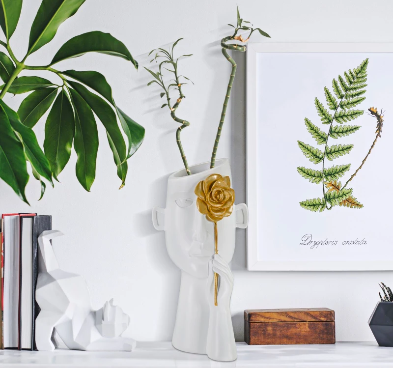 Mauro Ferretti Vaza Fata Cu Floare cm 14X13X27