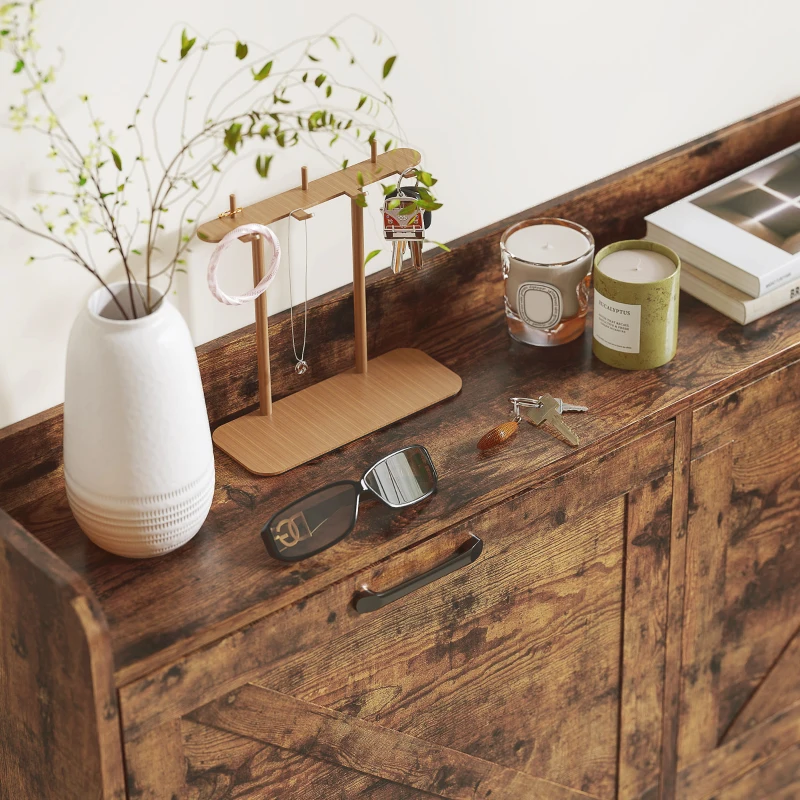 HOMCOM Sapateira de 4 Portas com Prateleiras Ajustáveis Estilo Industrial para 24 Pares de Sapatos 120x24x103 cm Castanho Rústico