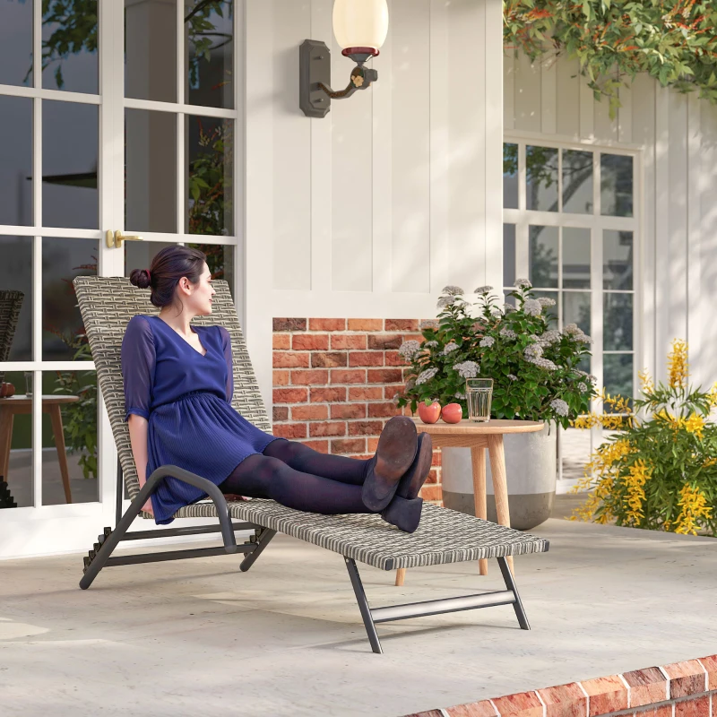 Outsunny Bain de soleil chaise longue en résine tressée inclinable et réglable sur 4 niveaux en forme de S, 156x62x96cm marron