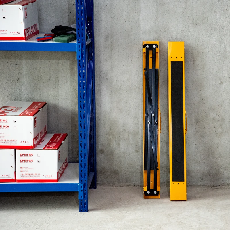 HOMCOM Arbeits Bock, Sägepferd, Unterstellbock, Klappbar, Rutschfest, Stahl, Orange, Schwarz, 99,5 x 50 x 78 cm, Belastbarkeit 125 kg