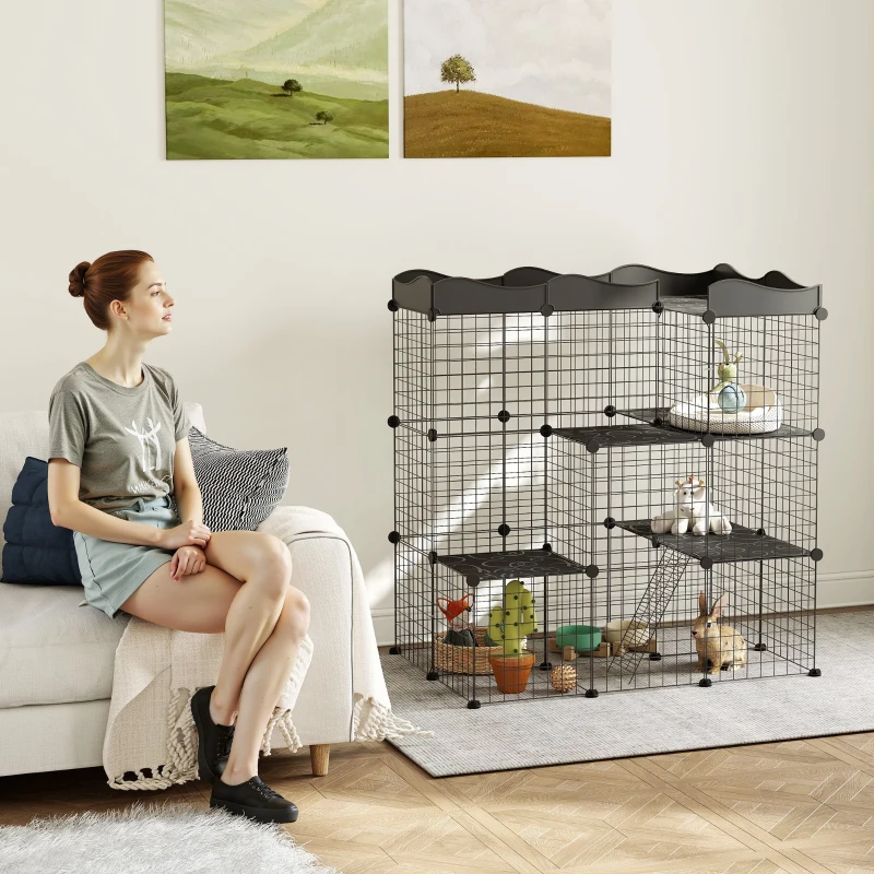 PawHut Recinto Modular para Animales Pequeños con Múltiples Niveles Puertas Amplias Rampas y Paneles de Resina PP 105x70x116 cm