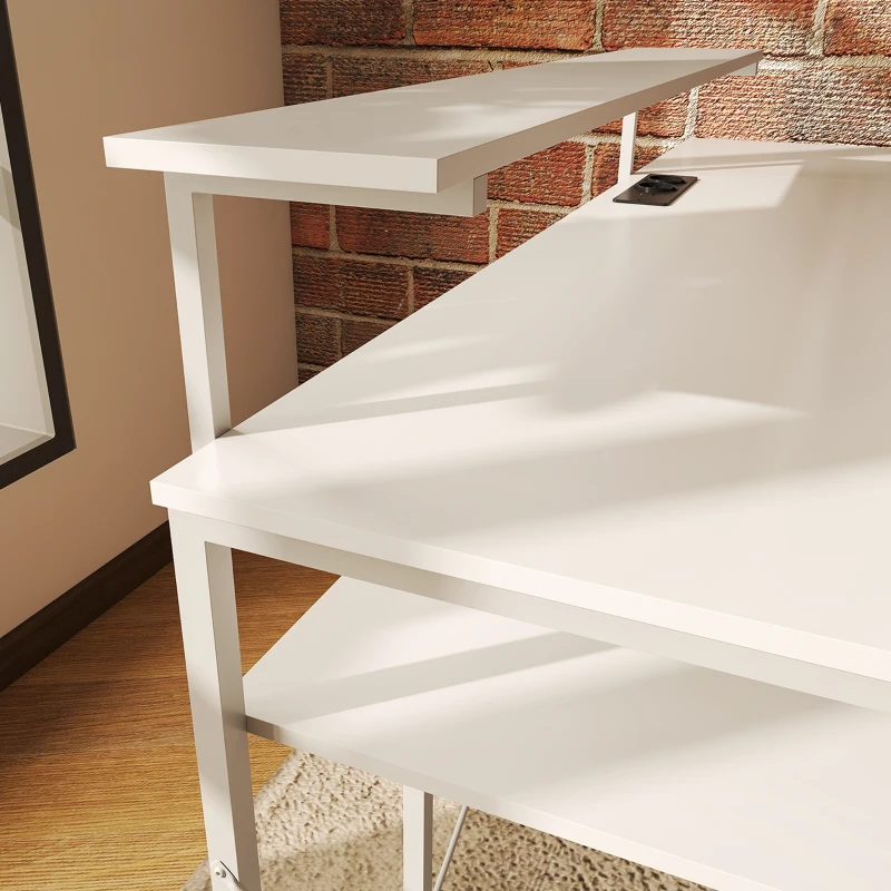 HOMCOM Bureau d'angle, en forme de L avec prise intégrée, support d'écran et étagère de rangement, blanc