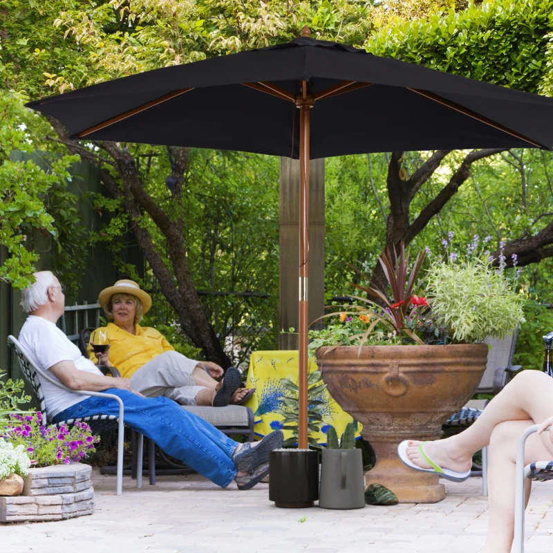 Outsunny Ombrellone da Giardino Rotondo con Palo in Legno, Ø2,5 m, Nero