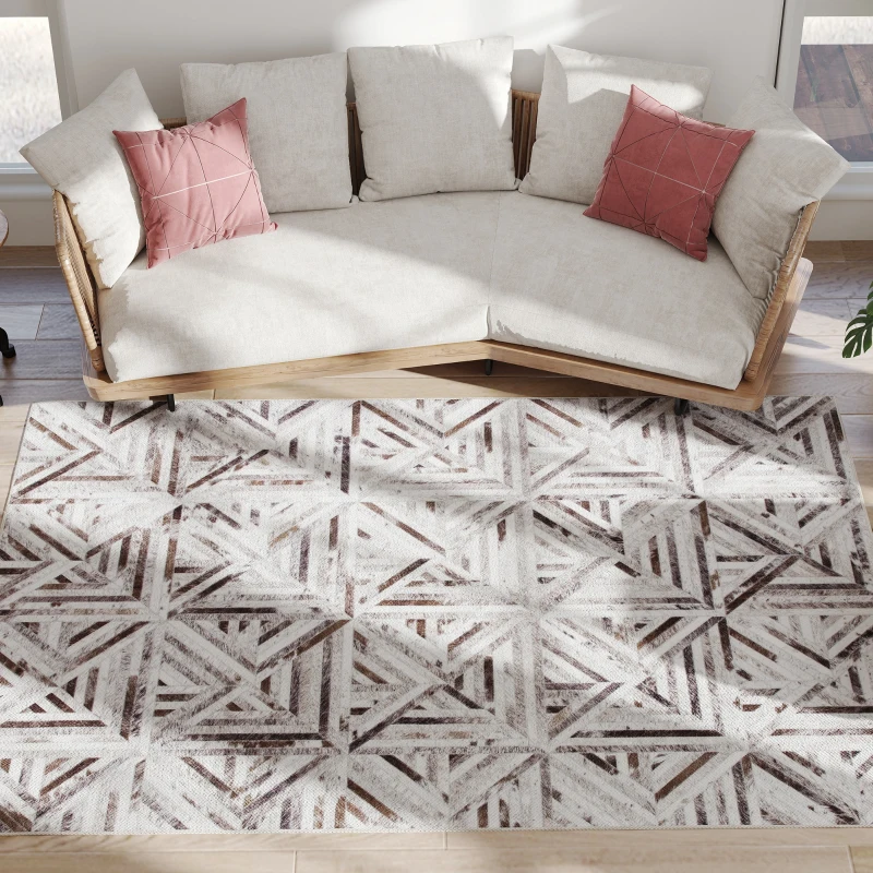 HOMCOM Modern Area Rug, Triangle Pattern Non-Slip Washable Rug, Chenille Floor Carpet for Living Room, Bedroom, Dining Room, Home Office, 230 x 160 cm, Brown