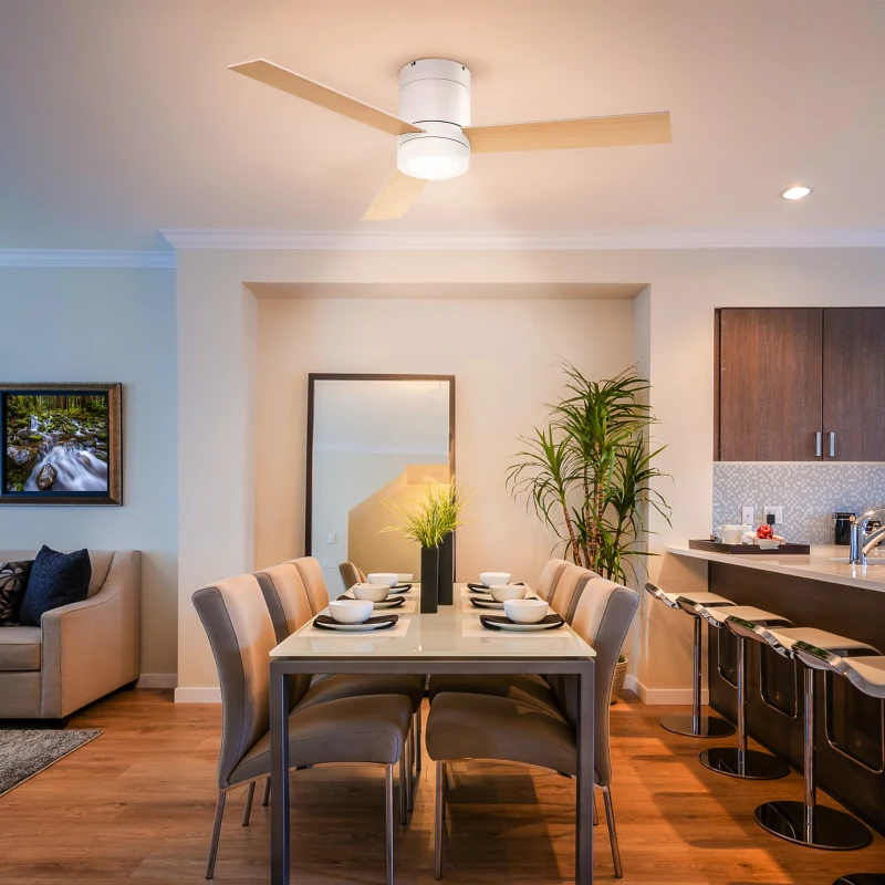 HOMCOM Ventilator de tavan 2 în 1 cu lumina LED 3 viteze silentios - telecomanda - diametru 112 cm, natural si alb