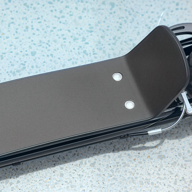 HOMCOM Trottinette pour Enfants 5-12 Ans avec Frein, Béquille et Guidon Réglable, 129x52x80-88 cm, Blanc et Noir