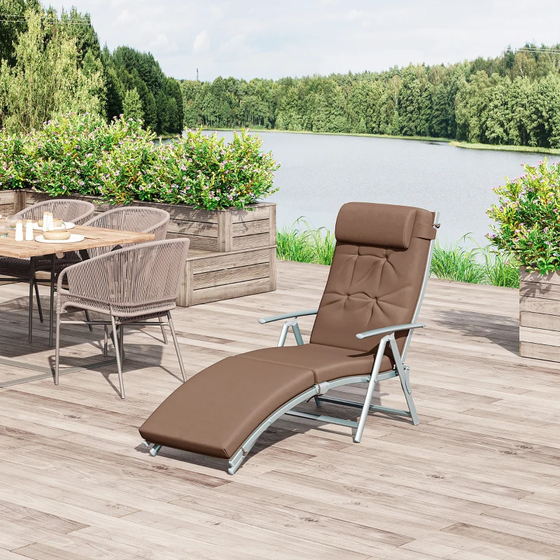 Outsunny Outdoor Recliner Sun Lounger Chair, Steel Frame Folding Chaise Lounge Chair with Headrest, 7 Levels Adjustable Backrest and Breathable Mesh Fabric, Brown