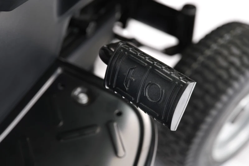 Tondeuse autoportée thermique ALPINA AT3 98A – 98cm de coupe - Jusqu'a 4500 m² - 352 cm3 - éjection latérale