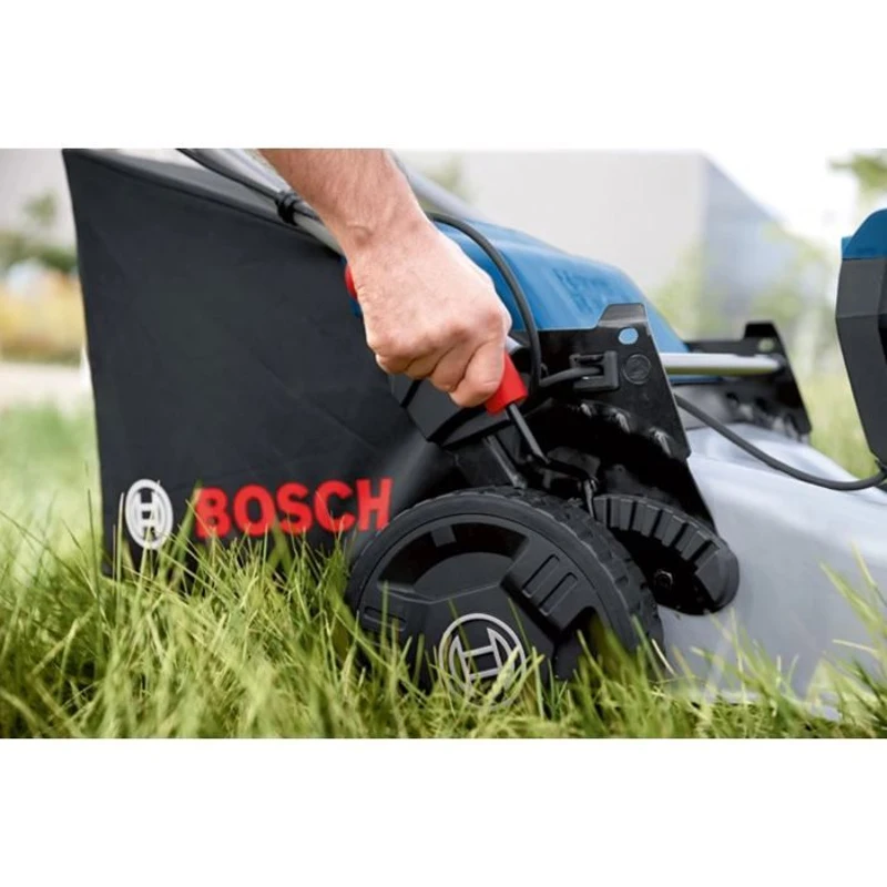 Bosch Professional 18V Tondeuse a gazon sans-fil GRA 18V2-46 (46 cm de coupe, bac ramassage 60 l, mulching) sans batterie
