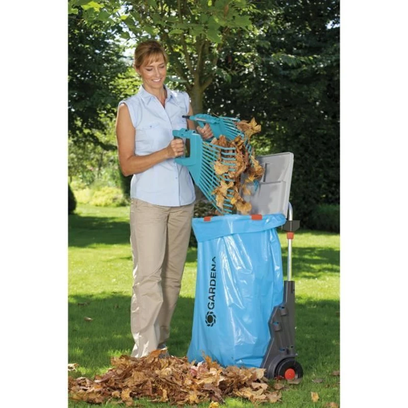 Balai a gazon 2 en 1 XXL Combisystem GARDENA - Plastique renforcé - 77cm - 32 dents - Garantie 25 ans