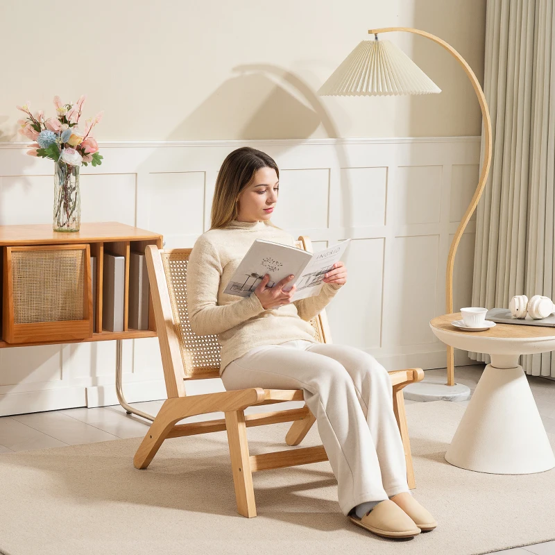 HOMCOM Rattan Chair, Reading Chair, Wood Frame, Wide Seat, 64 x 70 x 74 cm, Natural Wood