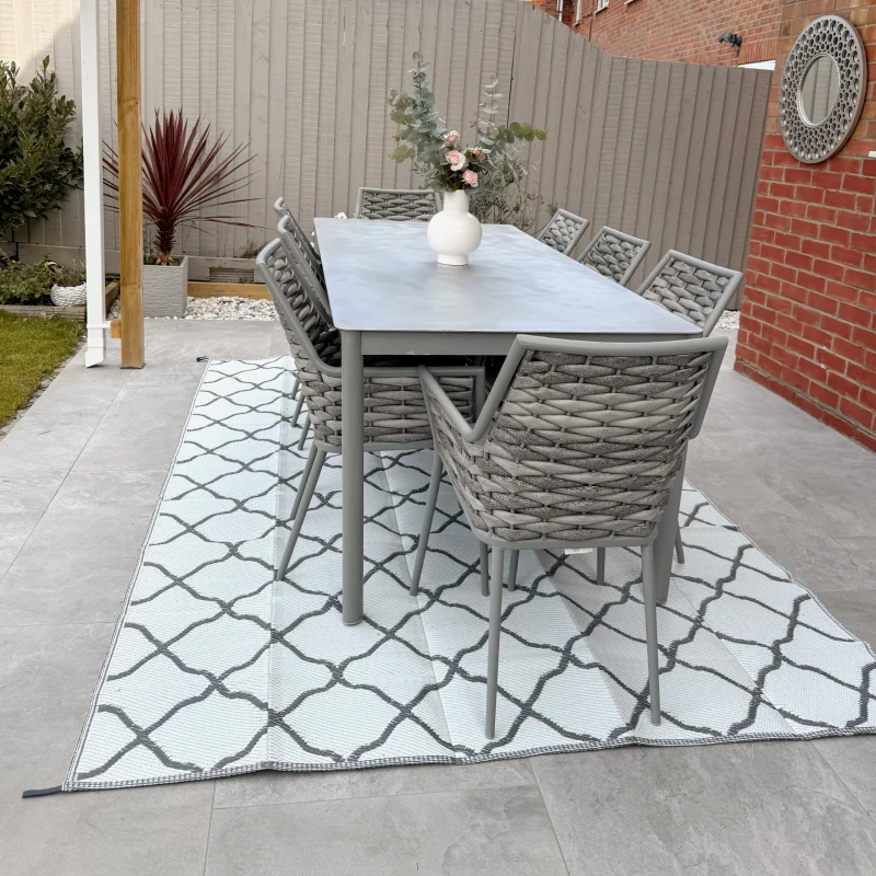Outsunny Covor de Exterior cu Geantă de Transport și Protecție UV, 182x274 cm, Gri Deschis