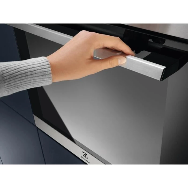 Four encastrable multifonction pyrolyse - ELECTROLUX - COH4P06BX3 - Inox - Anti-trace - Porte froide - 25 programmes de cuisson