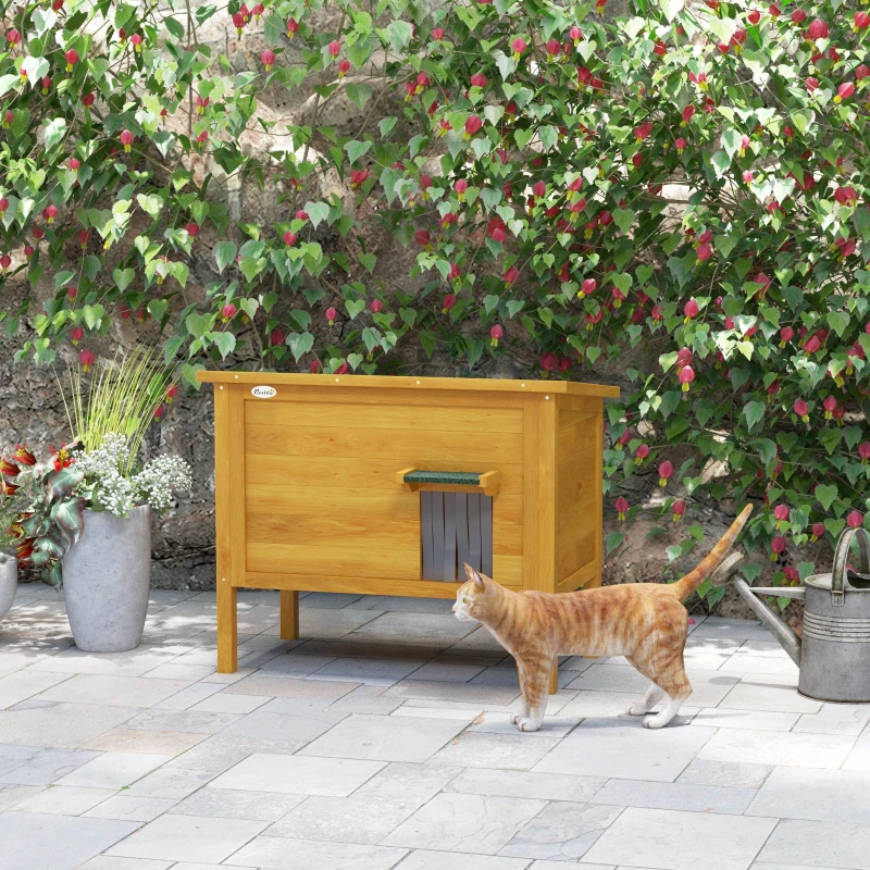 PawHut Casa Elevada para Gatos em Madeira com Isolamento e Telhado Rebatível 85x50x68,5 cm Cor Madeira