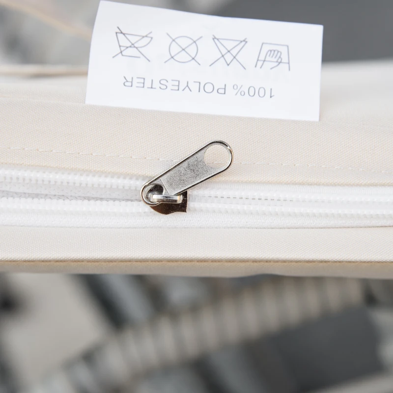 Outsunny Conjunto de Jardim 3 Peças 2 Cadeiras 1 Mesa Baixa Redonda em Vidro Temperado 2 Almofadas Ø45x50 cm Creme