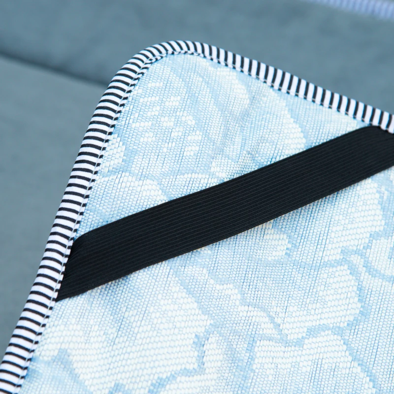 Outsunny Espreguiçadeira Dobrável com Colchão e Apoio de Cabeça Bolsa Lateral Metal e Tecido Oxford Cinza Claro