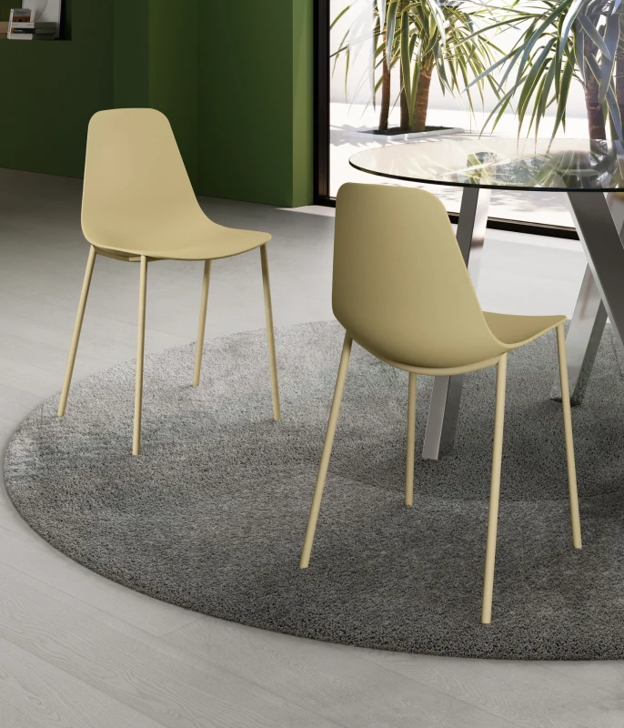 E-STYLO Sedia moderna in polipropilene, perfetta per arredare con stile cucine, sale da pranzo, soggiorni e ambienti contract come bar e ristoranti, 49cm X 48.5cm H. 88cm