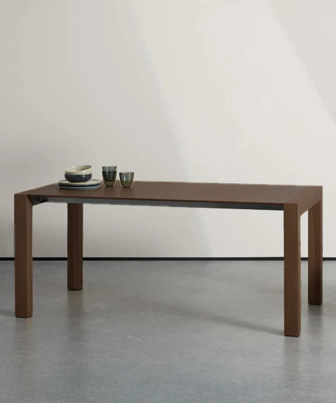 E-STYLO Tavolo allungabile moderno in MDF lucido, perfetto per chi ha spazi ridotti ma non vuole rinunciare a cene con parenti e amici