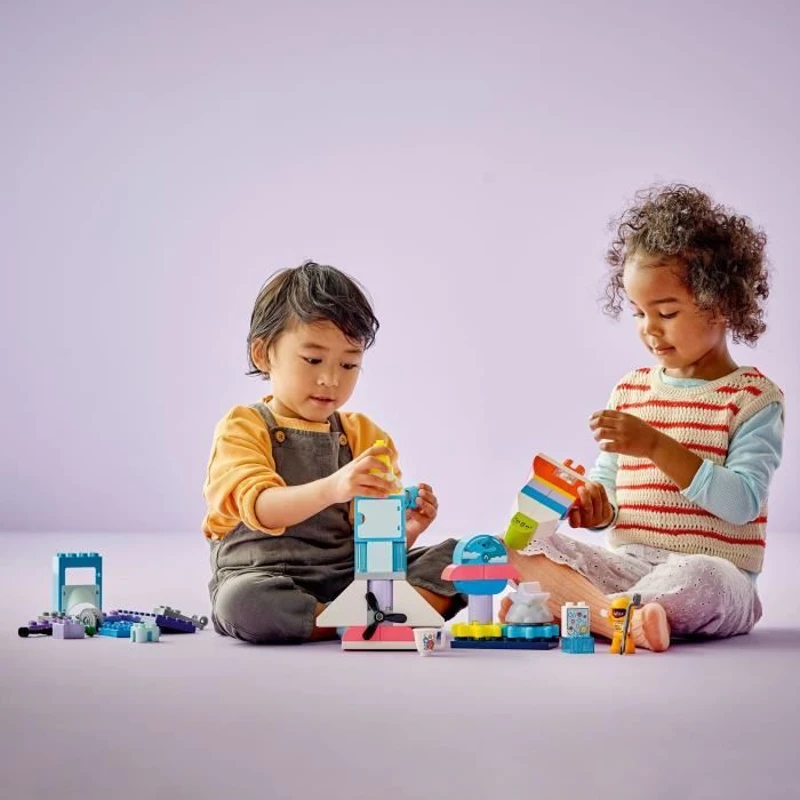 LEGO 10422 DUPLO L'Aventure en Navette Spatiale 3-en-1, Jouet de Construction de Fusée, Jeu Éducatif