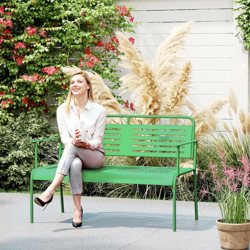 Outsunny Banc de jardin 2 places banc extérieur jardin en acier avec accoudoirs et dossier, pour balcon 121 x 64 x 84 cm, vert