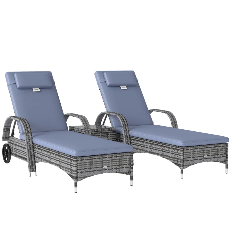 Outsunny Lot de 2 transats bains de soleil grand confort : matelas, têtière, inclinaison réglable multipositions, accoudoirs, roulettes + table basse verre trempé résine tressée gris