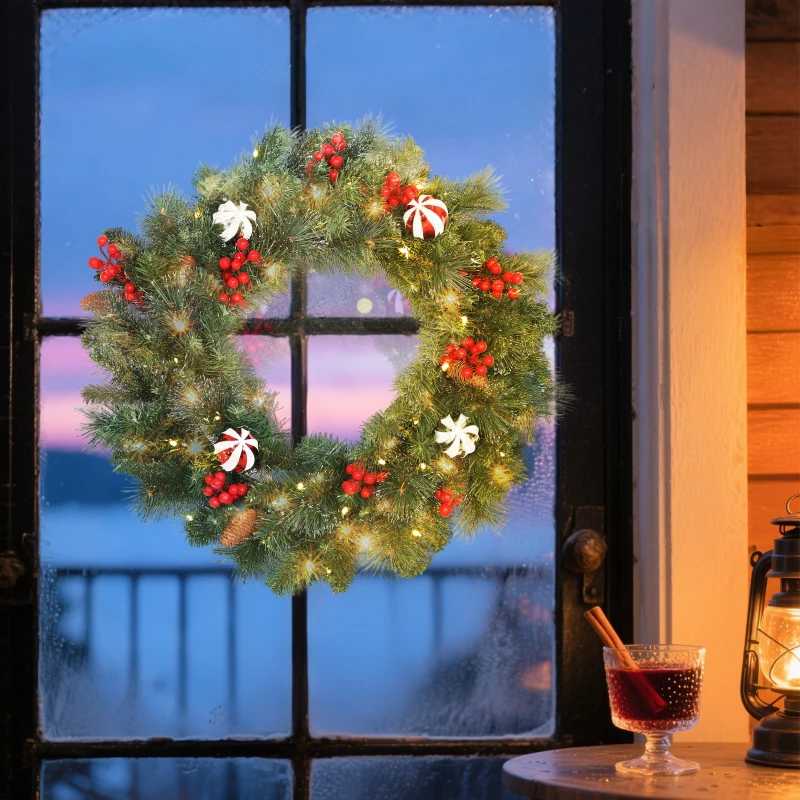 HOMCOM Couronne de Noël lumineuse 60 cm avec 50 LED, minuterie, 146 pointes, pommes de pin, baies, boules décoratives, vert