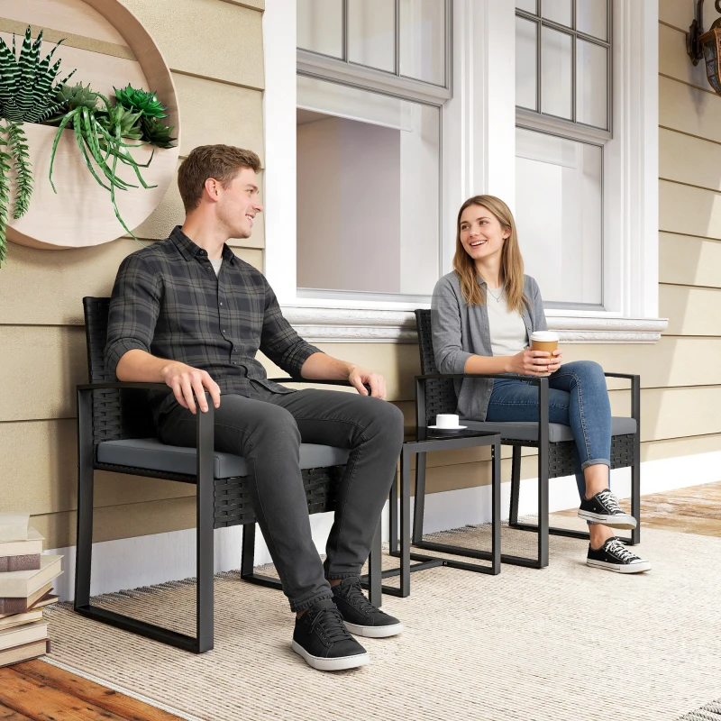 Outsunny Conjunto de Móveis de Exterior de 3 Peças em Vime PE com Cadeiras Mesa de Vidro Temperado e Almofadas Cinza Claro