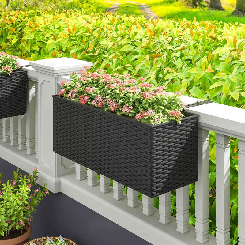 Outsunny Set of Two Rattan-Effect Planters - Black