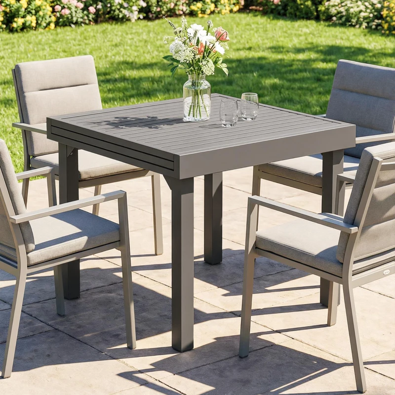 Outsunny Extending Garden Table for 4-8 People, Aluminium Outdoor Dining Table with Slatted Top, Dark Grey