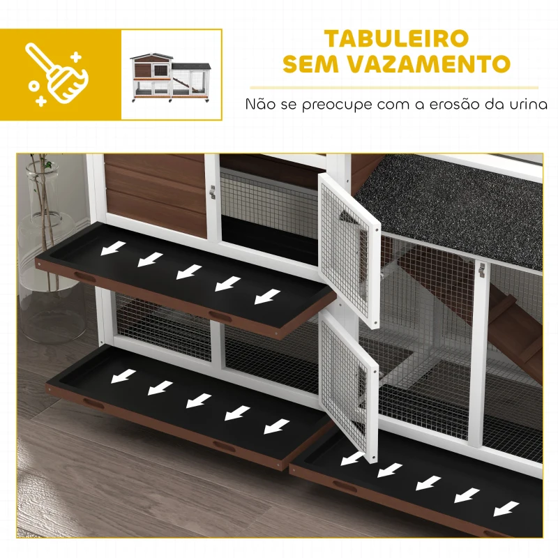 PawHut Casota para Coelhos para Exterior 157,4x53x99,5 cm Gaiola Grande com Rodas, Telhado Asfáltico, Tabuleiros Removíveis e Rampa Castanha