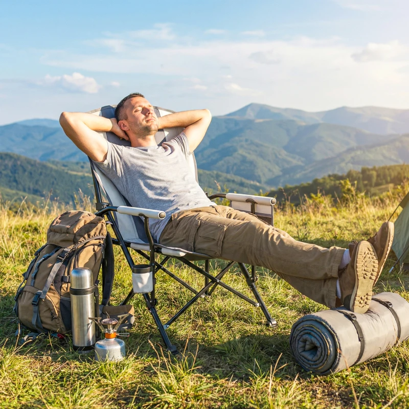 Outsunny Padded Camping Chair Adults Heavy Duty Folding Chair Side Pocket Cup Holder Carry Bag Outdoor Light Grey