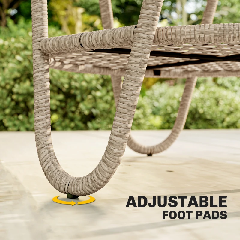Outsunny Tavolino in Rattan PE a 2 Piani, Tavolino da Caffè con Ripiano Vetro e Piedini Regolabili, 65x65x50 cm, Giallo