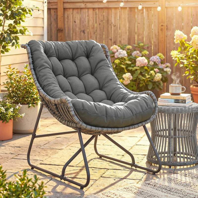 Outsunny Poltrona de rattan com almofada e tiras, poltrona exterior estofada em polyrattan, poltrona até 120 kg