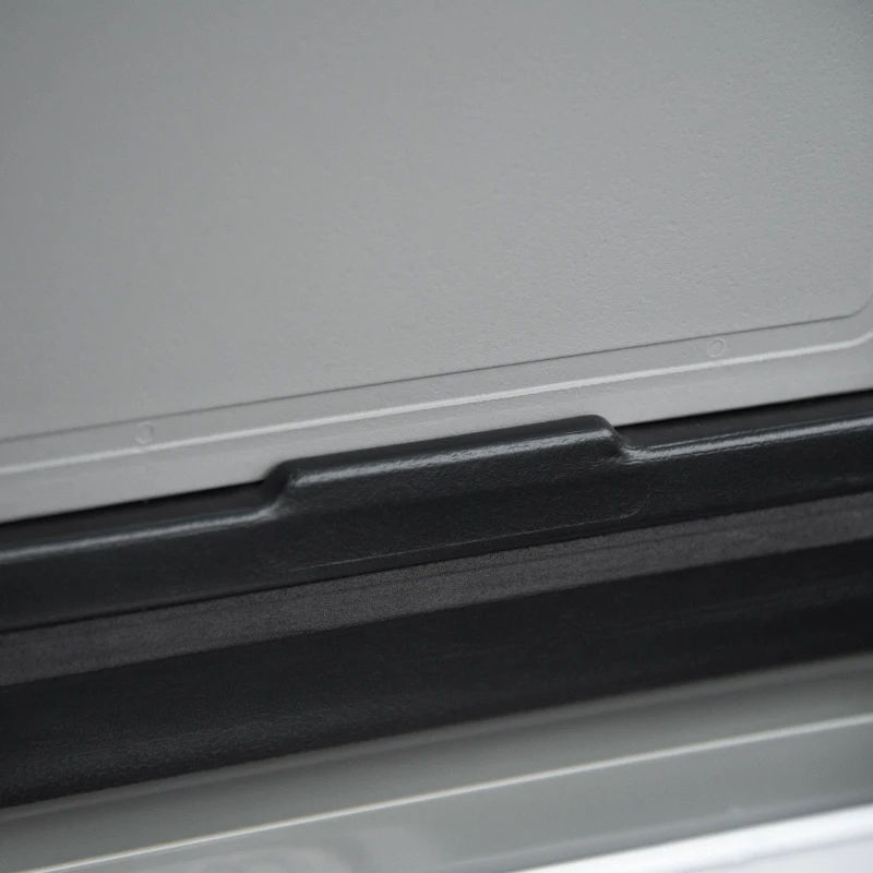 Outsunny Geleira de Compressor Portátil 60L Geleira de Carro CC 12V/24V até -20℃ com Ecrã LED Tátil Alça Retrátil e Rodas 71,1x46x57,1 cm Preto