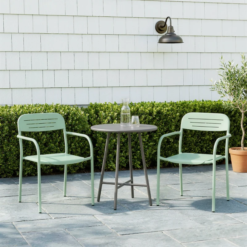 Outsunny Sillas de jardín Set de 2 sillas apilables para terraza con diseño de lamas y reposabrazos 56 x 58 x 78 cm Verde