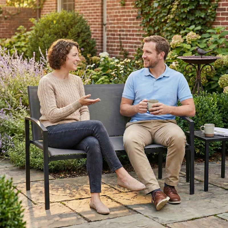 Outsunny Gartenbank 2-Sitzer wetterfest Metall Outdoor Sitzbank mit atmungsaktivem Sitz gebogen Armlehnen 112 x 66 x 80 cm Grau