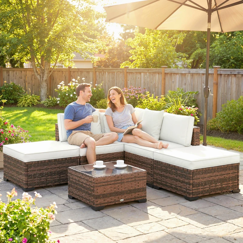 Outsunny Conjunto de Jardim Exterior em Rattan de 6 Peças com Cadeira de Canto, 2 Cadeiras sem Braços, Apoio para Pés e Mesa Castanha