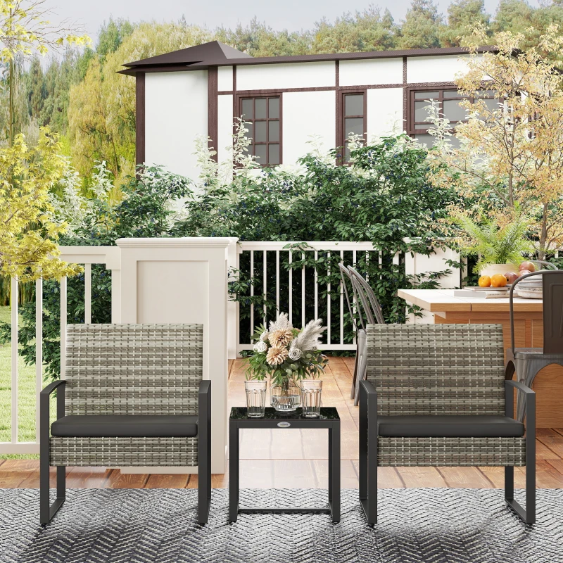 Outsunny Salon de jardin 3 pièces 2 chaises avec coussins + table basse plateau verre trempé résine tressée gris clair