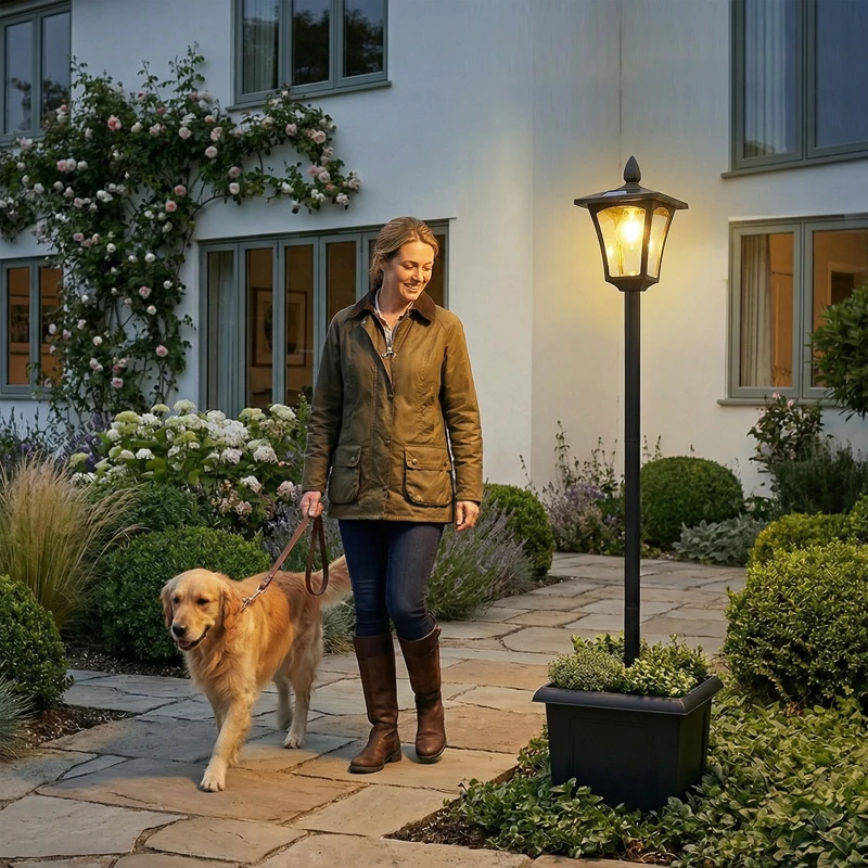 Outsunny Lampadaire solaire extérieur avec jardinière, lampadaire sur pied étanche, hauteur 160cm, pour jardin, cour, allée, noir