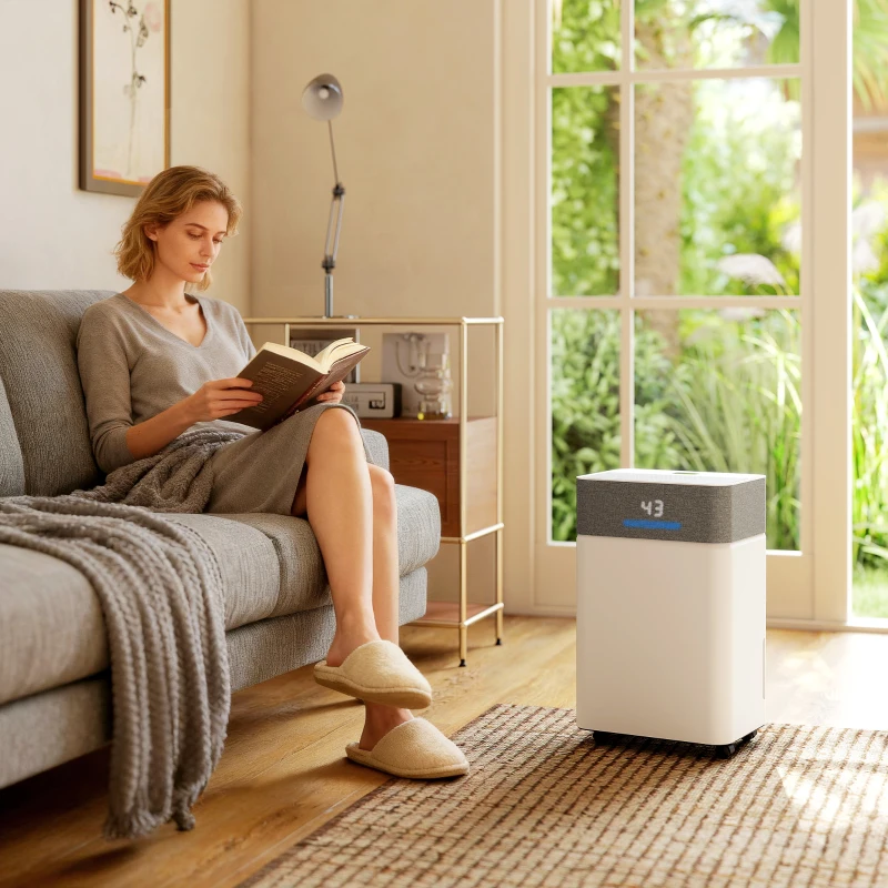 HOMCOM Déshumidificateur d'air 20 L/jour, déshumidificateur silencieux, réservoir d'eau 4,5 L, 30,5x23,5x49,5cm, blanc