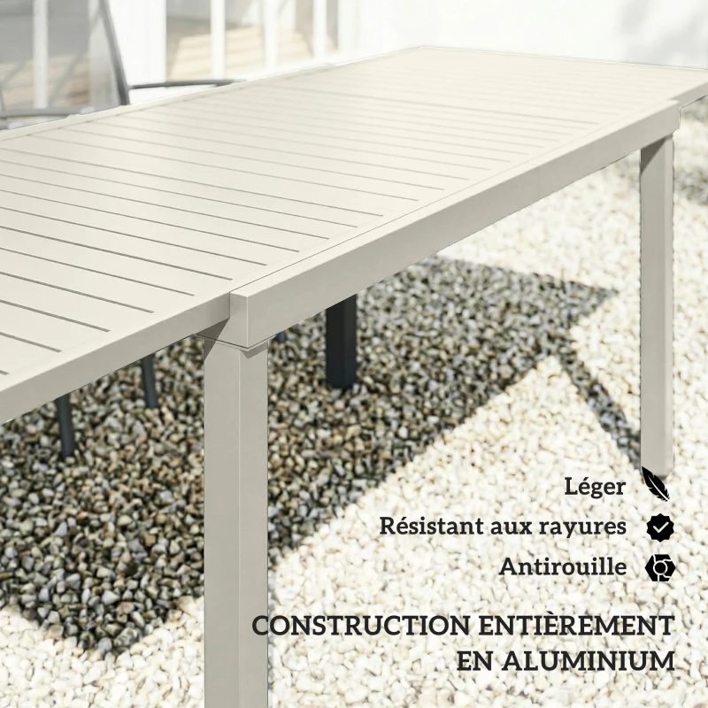 Outsunny Table de jardin extensible 150-225 cm pour 6-8 personnes, table à manger extérieur en aluminium, plateau à lattes, blanc