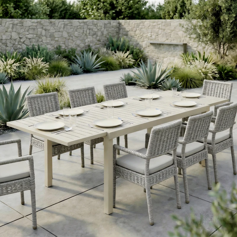 Outsunny Table de jardin extensible 150-225 cm pour 6-8 personnes, table à manger extérieur en aluminium, plateau à lattes, blanc