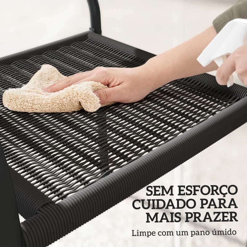Outsunny Conjunto de 4 Cadeiras de Jardim Exterior Empilháveis com Apoios de Braços Encosto e Estrutura de Aço 55x60x83 cm Preto