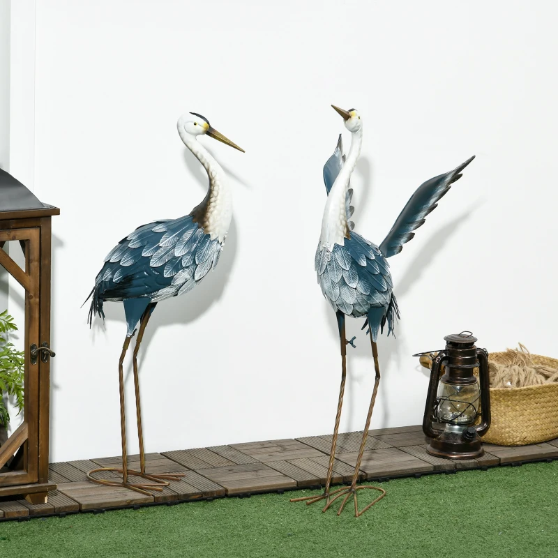 Outsunny Heron Garden Statues, Standing Garden Ornament, Metal Garden Gift with Stakes, Blue & White