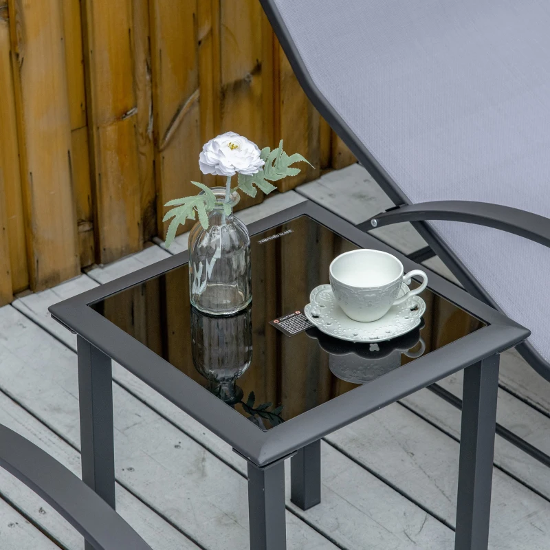 Outsunny Set di 2 Lettini Prendisole e Tavolino con Piano in Vetro, 59x169x66 cm, Grigio Chiaro