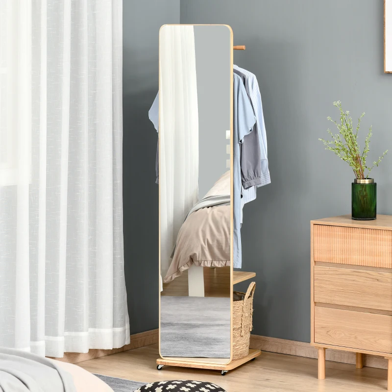 HOMCOM Specchio A Terra Con Ruote - Appendiabiti, 4 Ganci Ripiano MDF Effetto Legno Chiaro